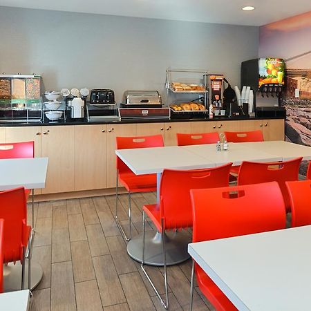 Red Lion Inn And Suites Brooklyn New York Extérieur photo