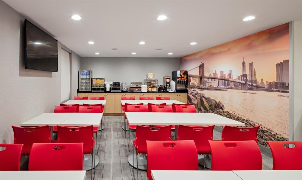 Red Lion Inn And Suites Brooklyn New York Extérieur photo