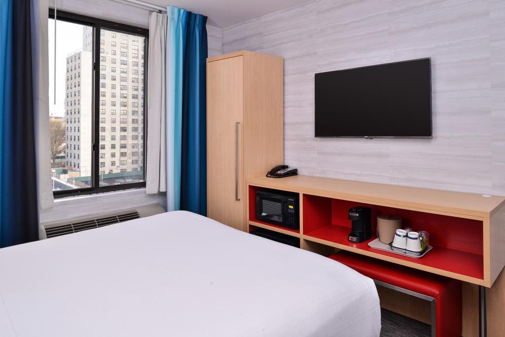 Red Lion Inn And Suites Brooklyn New York Extérieur photo