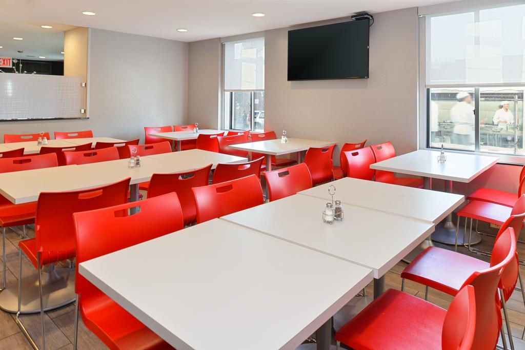 Red Lion Inn And Suites Brooklyn New York Extérieur photo
