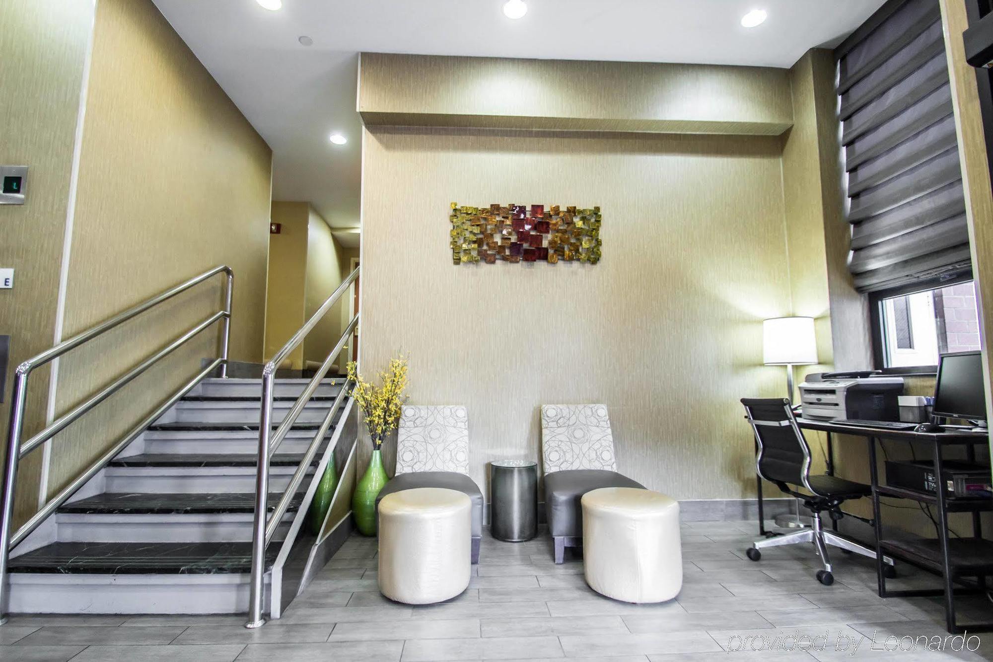 Red Lion Inn And Suites Brooklyn New York Extérieur photo