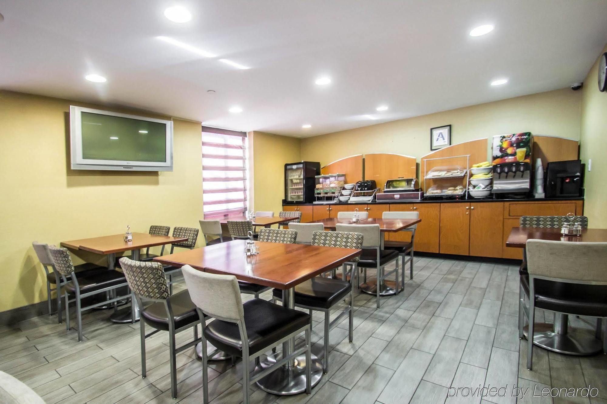 Red Lion Inn And Suites Brooklyn New York Extérieur photo